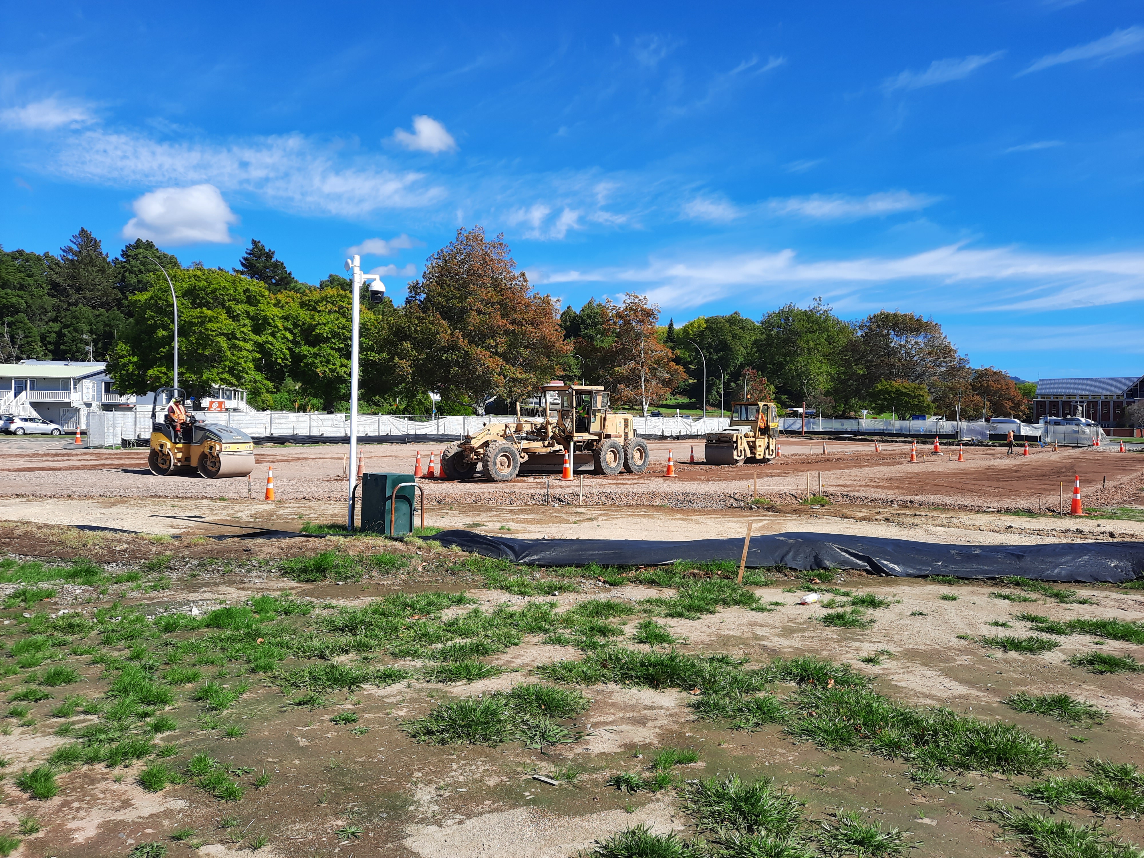 Lakefront carpark